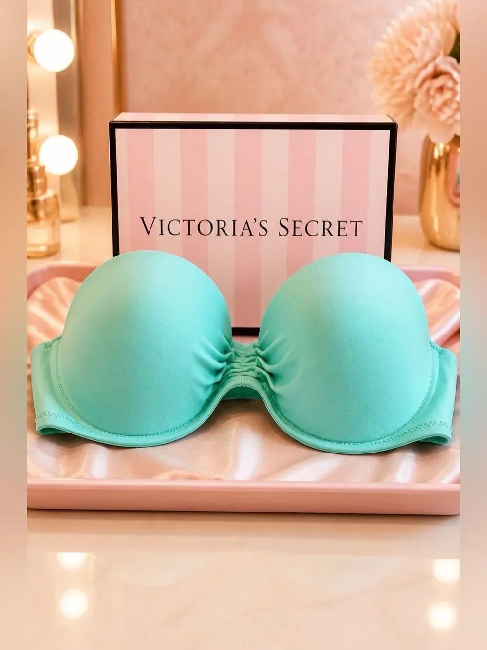VICTORIAS SECRET SEA-FOAM GREEN BANDEAU 34B